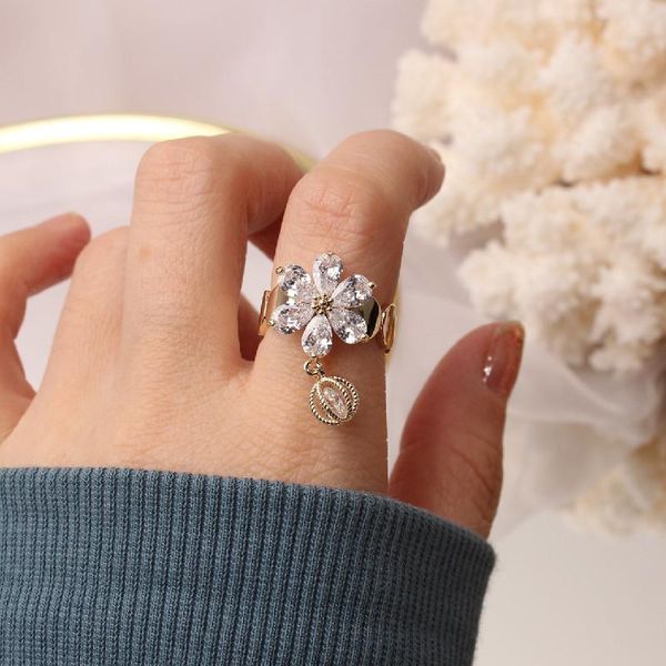 korea design fashion jewelry exquisite copper inlaid zircon flower hollow ball female opening adjustable ring cluster rings, Golden;silver
korea design fashion jewelry exquisite copper inlaid zircon flower hollow ball female opening adjustable ring cluster rings, Golden;silver