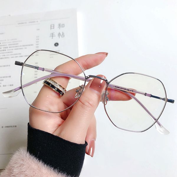 design sunglasses 2021 new blue light proof female polygon students can be equipped with short-sighted metal long leg frame, White;black
design sunglasses 2021 new blue light proof female polygon students can be equipped with short-sighted metal long leg frame, White;black