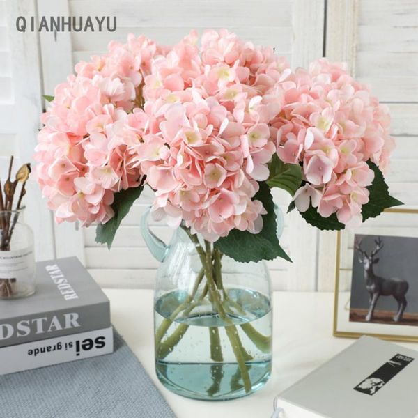 1pcs artificial flowers hydrangea branch silk fake for home wedding decor autum plastic flower party room decorative & wreaths
1pcs artificial flowers hydrangea branch silk fake for home wedding decor autum plastic flower party room decorative & wreaths
