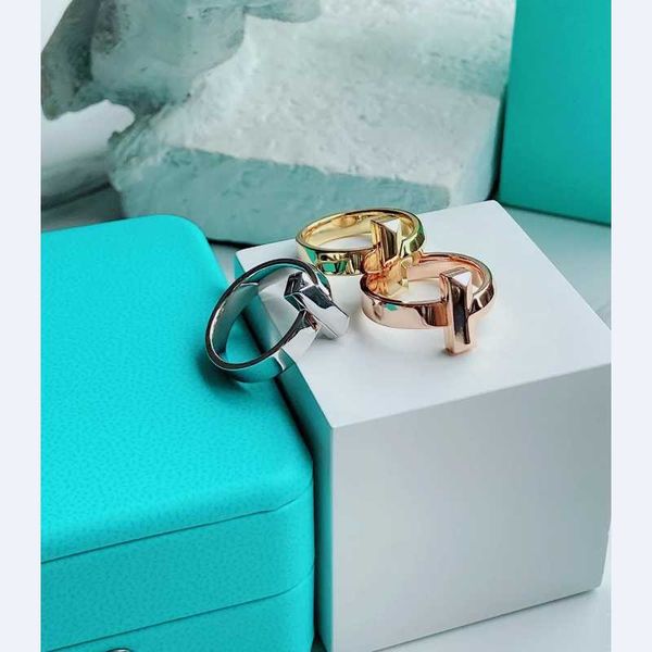 cluster rings 2021 tif classic t-shaped sterling silver 925 women's ring provides beautiful fashion accessories for attractive women, Golden;silver
cluster rings 2021 tif classic t-shaped sterling silver 925 women's ring provides beautiful fashion accessories for attractive women, Golden;silver