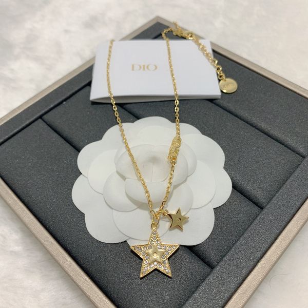 special offer 70% off new star diamond size pearl earrings necklace high version material net red same bracelet for women, Golden;silver
special offer 70% off new star diamond size pearl earrings necklace high version material net red same bracelet for women, Golden;silver