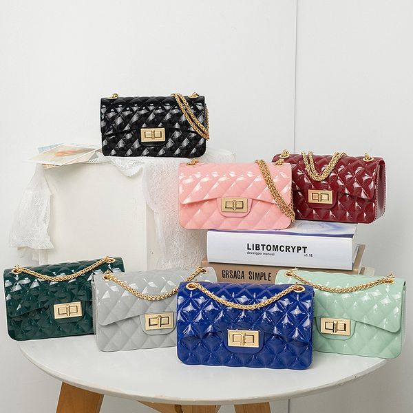wallet bag female 2021 winter small fragrance chain rhombic jelly fashion versatile one shoulder messenger square, Red;black
wallet bag female 2021 winter small fragrance chain rhombic jelly fashion versatile one shoulder messenger square, Red;black