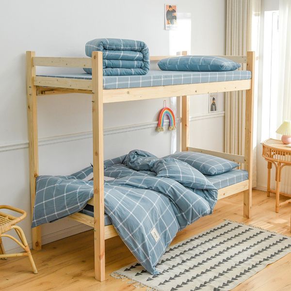 choose a good washed three college students' bed all cotton yarn dyed four piece set of dormitory kit
choose a good washed three college students' bed all cotton yarn dyed four piece set of dormitory kit