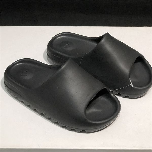 yeesy slide bone black green fashion sports slippers white khaki men women indoor outdoor sandal basketball shoes football sneakers size 35-
yeesy slide bone black green fashion sports slippers white khaki men women indoor outdoor sandal basketball shoes football sneakers size 35-
