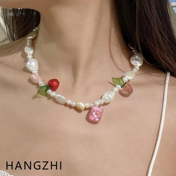 chokers bohemia strawberry dice irregular freshwater pearl choker clavicle necklace for women girl party trendy jewelry hangzhi 2021, Golden;silver
chokers bohemia strawberry dice irregular freshwater pearl choker clavicle necklace for women girl party trendy jewelry hangzhi 2021, Golden;silver
