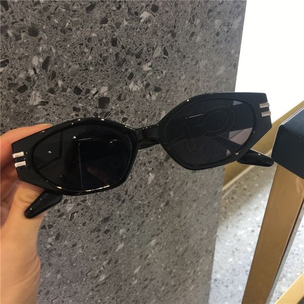 J2qm 2021trend small frame black cycling frame wu yifan outdoor same eyeglass street photo glasses sunglasses hip hop sunglasses, White;black
J2qm 2021trend small frame black cycling frame wu yifan outdoor same eyeglass street photo glasses sunglasses hip hop sunglasses, White;black