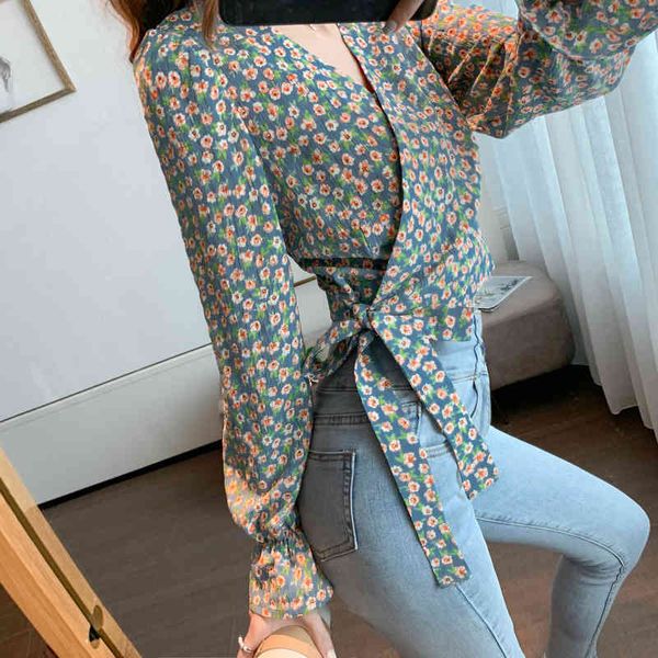 blouses arrival female spring temperament v-neck flare floral impression laceup short chiffon shirt, White
blouses arrival female spring temperament v-neck flare floral impression laceup short chiffon shirt, White
