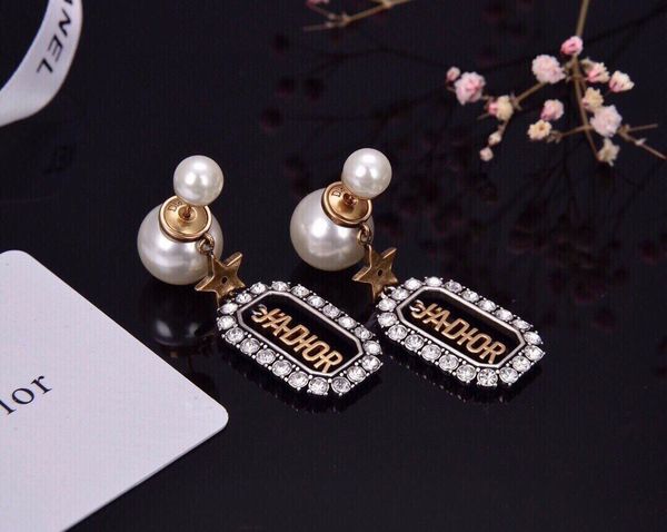 21 new di d family fashion small fragrance earrings personalized hang pearl trend net red jewelry, Golden
21 new di d family fashion small fragrance earrings personalized hang pearl trend net red jewelry, Golden