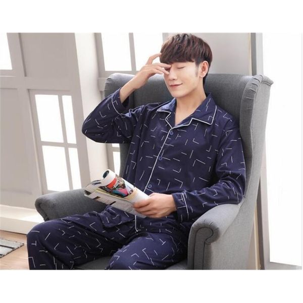 arrival fashion men sleeping cloths turn-down collar dark blue geometric print coat 210928, Black;brown
arrival fashion men sleeping cloths turn-down collar dark blue geometric print coat 210928, Black;brown