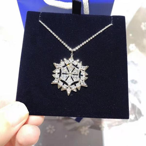 chains trendy fashion s925 sterling silver large beautiful snowflake crystal necklace simple chic female exquisite gift
chains trendy fashion s925 sterling silver large beautiful snowflake crystal necklace simple chic female exquisite gift