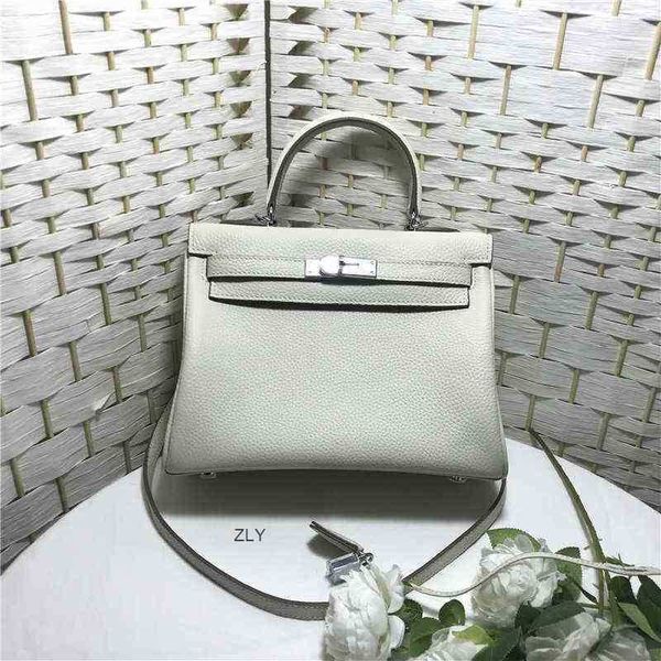 women luxurys designers bags 2021 womens handbags purses designer crossbody wallet bag louisbags_18 milk shake, silver button, litchi grain
women luxurys designers bags 2021 womens handbags purses designer crossbody wallet bag louisbags_18 milk shake, silver button, litchi grain