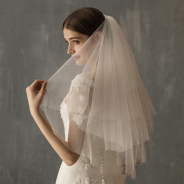 bridal veils women wedding veil with comb four-layer tulle elegant soft simple bride elbow-length short model headpiece accessory, Black
bridal veils women wedding veil with comb four-layer tulle elegant soft simple bride elbow-length short model headpiece accessory, Black