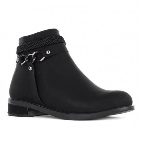 boots matte black. women's winter boots. suitable for daily office wedding. woman. waterproof, warm indoor. season. excellent
boots matte black. women's winter boots. suitable for daily office wedding. woman. waterproof, warm indoor. season. excellent