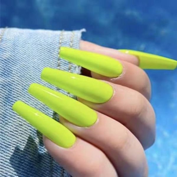 false nails matte solid color long coffin bright fake nail 2021 luxury design full cover overhead ballerina flat tips 24pcs, Red;gold
false nails matte solid color long coffin bright fake nail 2021 luxury design full cover overhead ballerina flat tips 24pcs, Red;gold