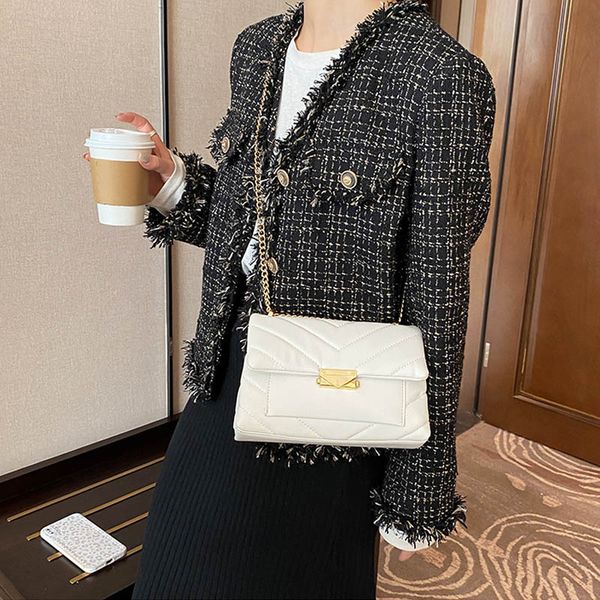 luxury shoulder purse trendy chain shoulder bags classic leather flap crossbody bags for women 2021 handbag femal totes mmm
luxury shoulder purse trendy chain shoulder bags classic leather flap crossbody bags for women 2021 handbag femal totes mmm