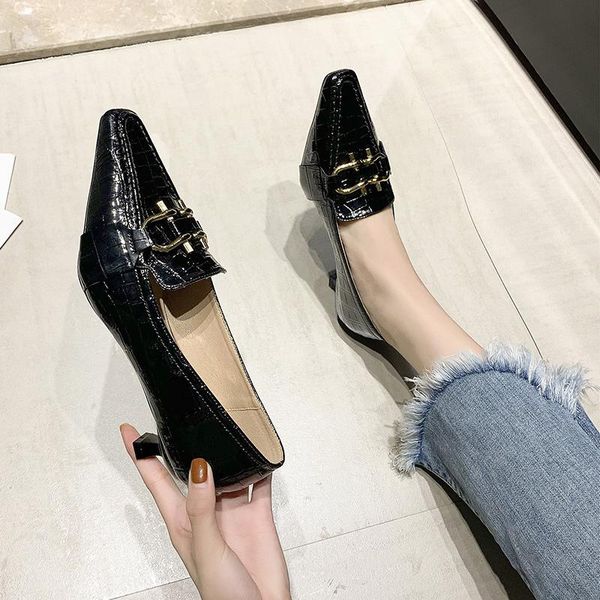 high heels women 2021 new autumn all-match black retro pointed stiletto single shoes professional work leather shoes
high heels women 2021 new autumn all-match black retro pointed stiletto single shoes professional work leather shoes