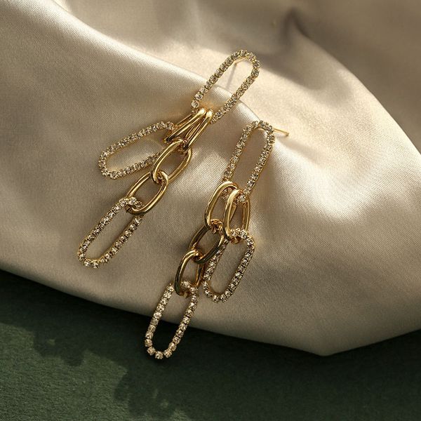 70% off luxury jewelry s925 silver needle temperament simple chain super fairy zircon net red ear jewelry atmospheric jewelry earrings new s, Golden;silver
70% off luxury jewelry s925 silver needle temperament simple chain super fairy zircon net red ear jewelry atmospheric jewelry earrings new s, Golden;silver