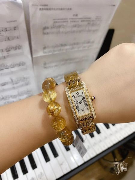 wristwatches 2021 women lady yellow gold quartz watch rectangle stainless steel bracelet diamonds bezel fish-scale pattern, Slivery;brown
wristwatches 2021 women lady yellow gold quartz watch rectangle stainless steel bracelet diamonds bezel fish-scale pattern, Slivery;brown