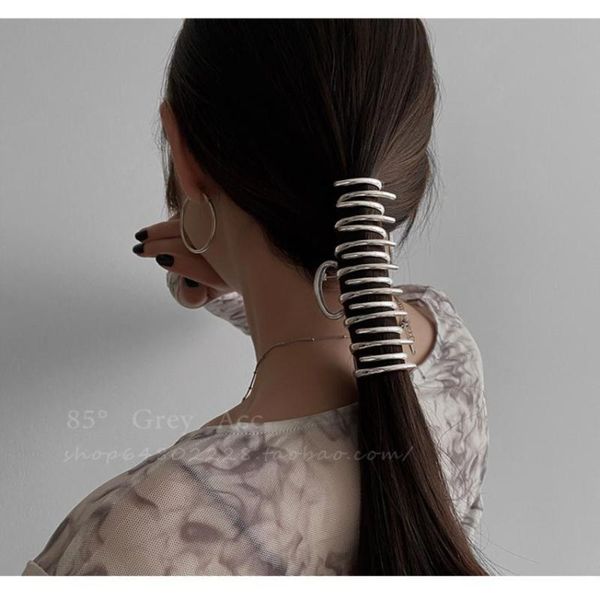 hair clips & barrettes women girls large size geometric claw clamps metal butterfly shape clip solid color hairpin accessories gift, Golden;silver
hair clips & barrettes women girls large size geometric claw clamps metal butterfly shape clip solid color hairpin accessories gift, Golden;silver