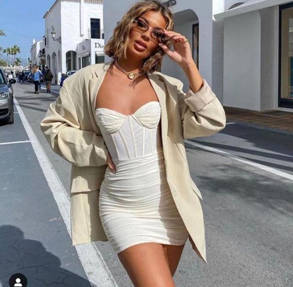 dress women's mesh pleated striped tight evening dress, white, sky blue, elegant, nightclub, dance, celebrity, 2021 lr9u, Black;gray
dress women's mesh pleated striped tight evening dress, white, sky blue, elegant, nightclub, dance, celebrity, 2021 lr9u, Black;gray