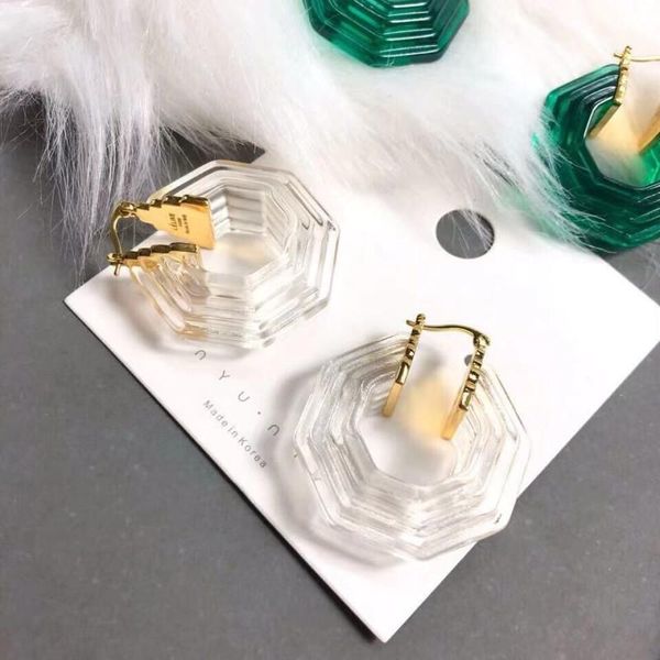 stud luxurybrand minimalist acrylic brassgoldplated hexagonal earrings forwomen with sparkling geometric crystalwedding partyjewelry, Golden;silver
stud luxurybrand minimalist acrylic brassgoldplated hexagonal earrings forwomen with sparkling geometric crystalwedding partyjewelry, Golden;silver