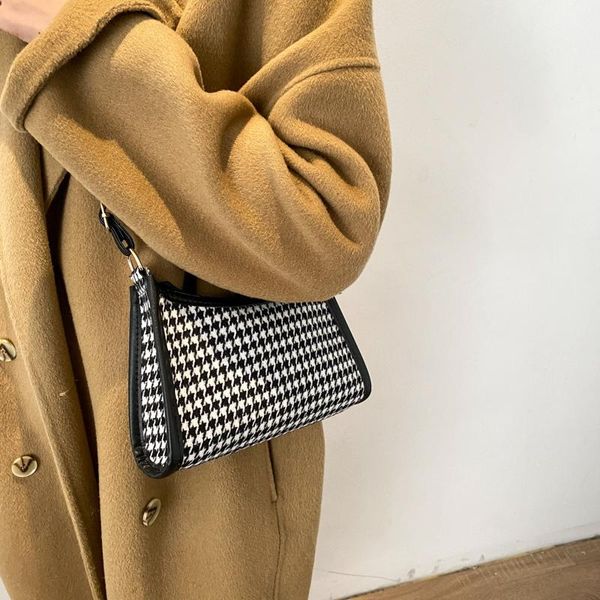 houndstooth small pu leather shoulder crossbody bags for women 2021 armpit bag lady handbags women's trending vintage hand evening
houndstooth small pu leather shoulder crossbody bags for women 2021 armpit bag lady handbags women's trending vintage hand evening