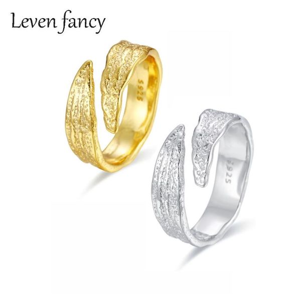 cluster rings s925 irregular concave-convex gold foil men ring silver 925 bold statement for women girls luxury jewelry unique shape, Golden;silver
cluster rings s925 irregular concave-convex gold foil men ring silver 925 bold statement for women girls luxury jewelry unique shape, Golden;silver