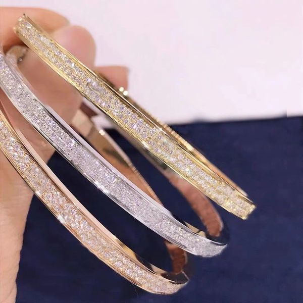 luxury titanium steel fashion gypsophila bracelet screwdriver with double row full of diamond jewelry exquisite packaging gift box, Black
luxury titanium steel fashion gypsophila bracelet screwdriver with double row full of diamond jewelry exquisite packaging gift box, Black