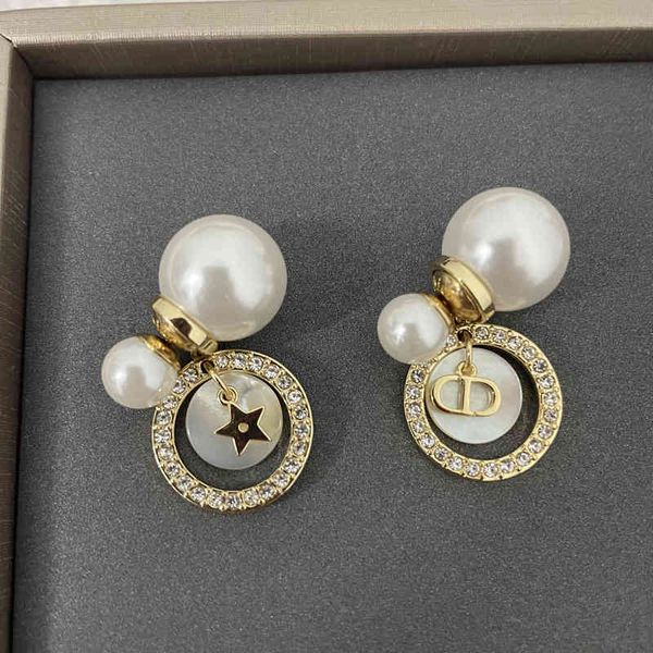 design jewelry earrings letter 925 silver needle pearl high version simple fashion earrings
design jewelry earrings letter 925 silver needle pearl high version simple fashion earrings