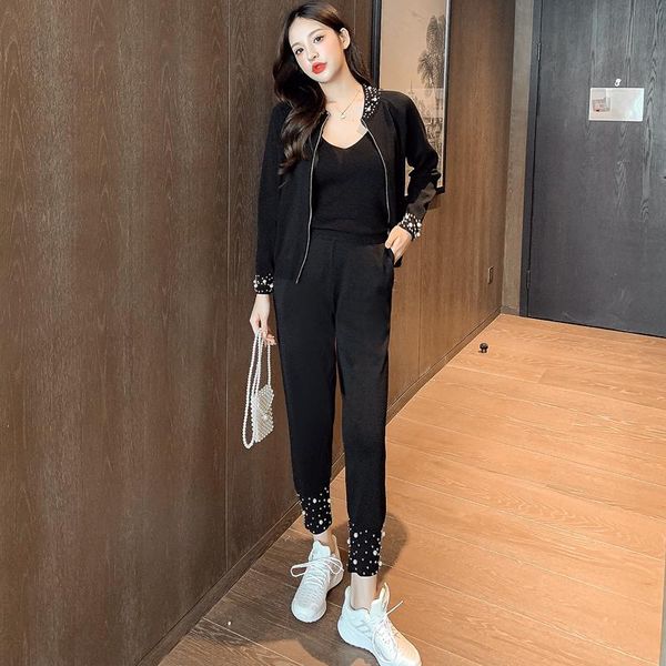 women's tracksuit 2021 spring leisure embroidered flares 3 piece set v-neck vest +zipper coat +pencil pant women suits two pants, White
women's tracksuit 2021 spring leisure embroidered flares 3 piece set v-neck vest +zipper coat +pencil pant women suits two pants, White