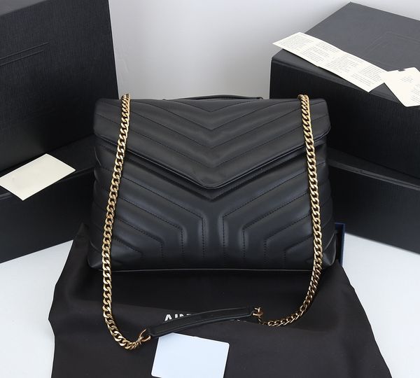 luxurys designers ladies messenger bags classic water wave fashion chain women shoulder bag size: 31*22*11cm no.1964
luxurys designers ladies messenger bags classic water wave fashion chain women shoulder bag size: 31*22*11cm no.1964