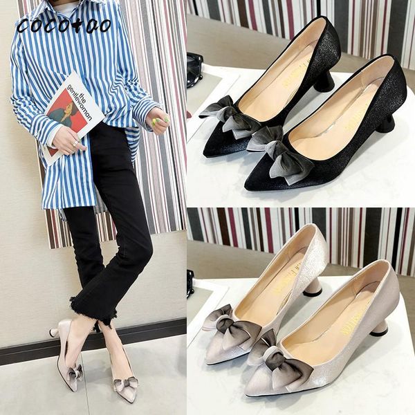 dress shoes pointed-toe high heel women spring and summer 2021 autumn mid-heel pumps fashion wild bow stiletto, Black
dress shoes pointed-toe high heel women spring and summer 2021 autumn mid-heel pumps fashion wild bow stiletto, Black