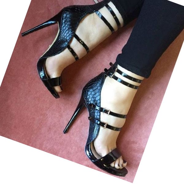 handmade ladies stiletto high heeled sandals buckle ankle strap peep-toe black leather summer shoes evening fashion daily shoes d458
handmade ladies stiletto high heeled sandals buckle ankle strap peep-toe black leather summer shoes evening fashion daily shoes d458