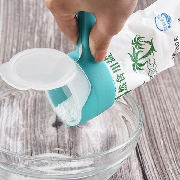 seal pour storage bag clip snack sealing clips home travel discharge nozzle gadgets kitchen with clamp sac q3s3
seal pour storage bag clip snack sealing clips home travel discharge nozzle gadgets kitchen with clamp sac q3s3