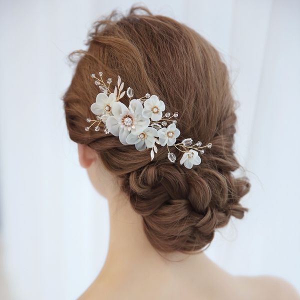 yarn flower hair combs for bride wedding hair acessories handmade combs in hair party prom bridal comb bridal accessorydio chan contact, White;golden
yarn flower hair combs for bride wedding hair acessories handmade combs in hair party prom bridal comb bridal accessorydio chan contact, White;golden