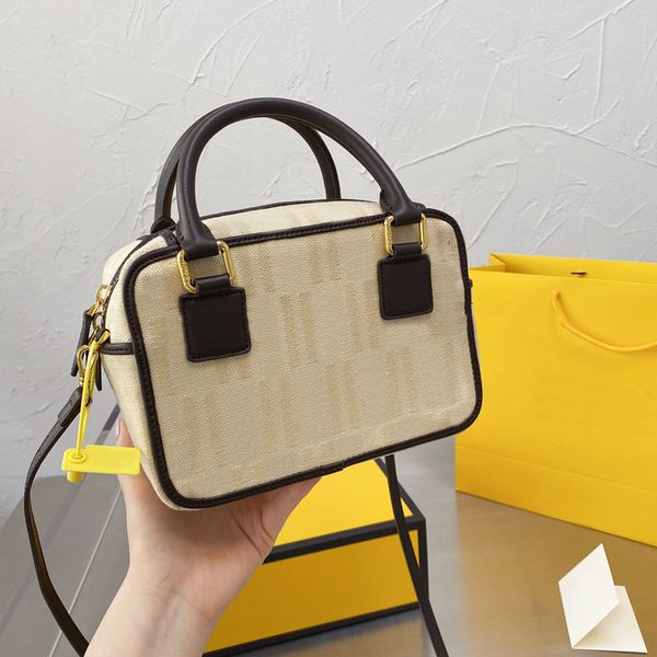 medieval crossbody bag canves with classic letter electric embroidery handbag women cute size square bags fashion designer pocket beige
medieval crossbody bag canves with classic letter electric embroidery handbag women cute size square bags fashion designer pocket beige