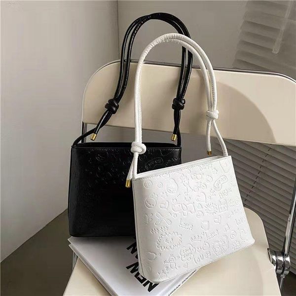 evening bags retro bucket shoulder for women solid color cartoon painting 2021 autumn france designer all-match cross-body
evening bags retro bucket shoulder for women solid color cartoon painting 2021 autumn france designer all-match cross-body