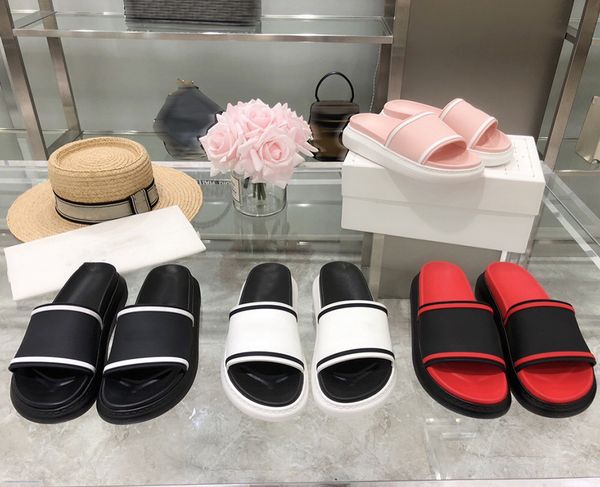 2021 luxury designer slides beach slipper women slippers womens luxurys designers shoes casual comfortable shoe size 35-40 xx-0202, Black
2021 luxury designer slides beach slipper women slippers womens luxurys designers shoes casual comfortable shoe size 35-40 xx-0202, Black