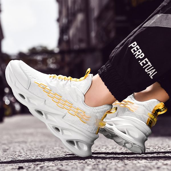 2021 running shoes sports for mens women triple white black brown couples breathable tennis outdoor sneakers eur 39-46 y-l9011
2021 running shoes sports for mens women triple white black brown couples breathable tennis outdoor sneakers eur 39-46 y-l9011