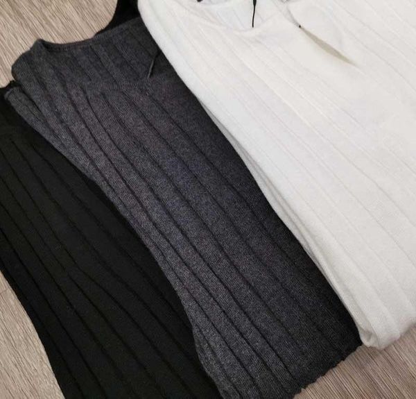 women's sweaters women sweater slim-fit slim v-neck cashmere-blend mid-sleeve, White;black
women's sweaters women sweater slim-fit slim v-neck cashmere-blend mid-sleeve, White;black