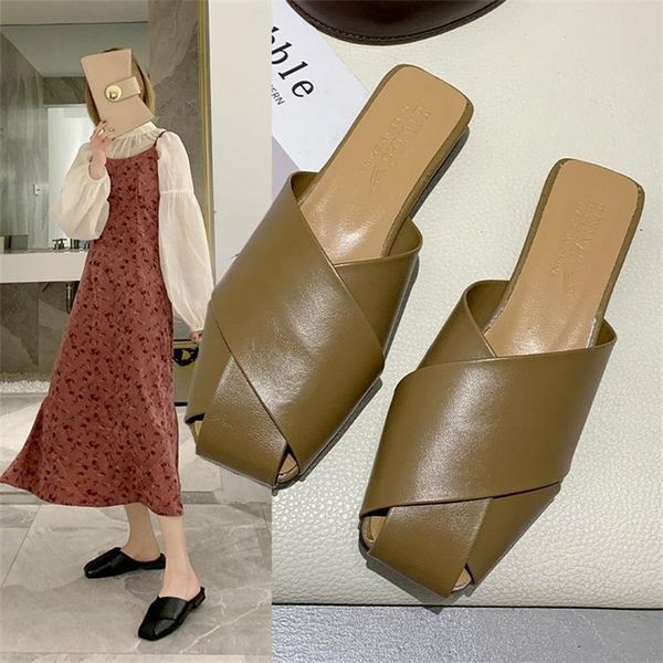 slippers spring summer fashion wild flat with casual low heel half retro mules shoes women tide, Black
slippers spring summer fashion wild flat with casual low heel half retro mules shoes women tide, Black