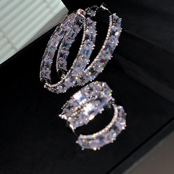 hoop & huggie minar hyperbole large full rhinestones earrings for women bling hollow circle geometric big bijoux femme, Golden;silver
hoop & huggie minar hyperbole large full rhinestones earrings for women bling hollow circle geometric big bijoux femme, Golden;silver