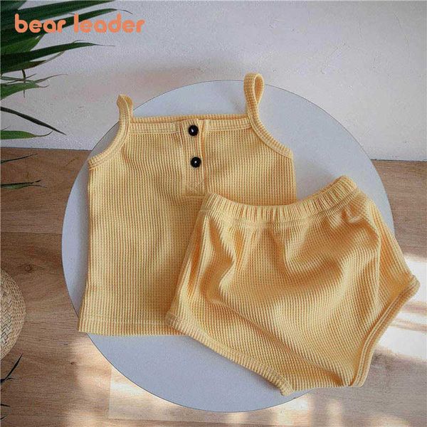 bear leader girls casual clothing sets fashion kids summer clothes sleeveless ruffles and short pants outfits 2pcs 2-6 years 210708, White
bear leader girls casual clothing sets fashion kids summer clothes sleeveless ruffles and short pants outfits 2pcs 2-6 years 210708, White