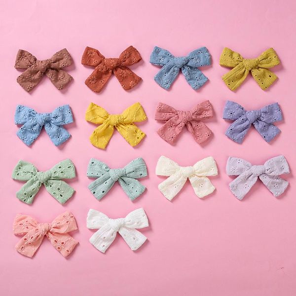 pcs/lot, handtied embroidery lace fabric bow hair clips or nylon headbands, baby girls princess boutique headwear for 2021 accessories, Slivery;white
pcs/lot, handtied embroidery lace fabric bow hair clips or nylon headbands, baby girls princess boutique headwear for 2021 accessories, Slivery;white
