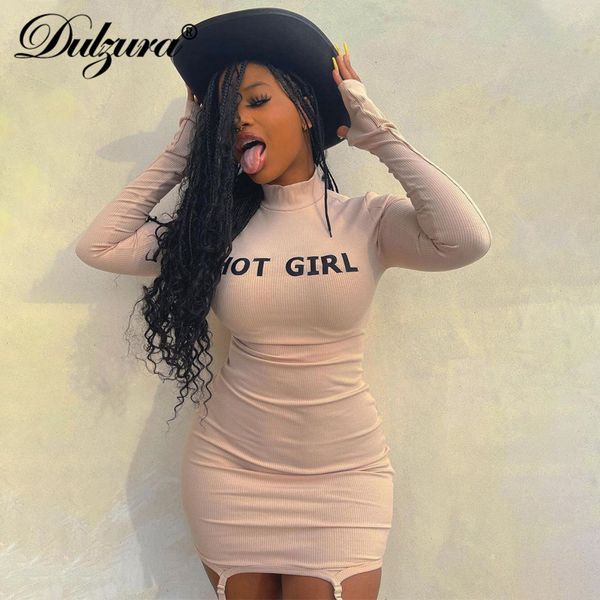 ribbed knitted letter print women long sleeve mini dress patchwork bodycon streetwear 2021 autumn winter party club, Black;white
ribbed knitted letter print women long sleeve mini dress patchwork bodycon streetwear 2021 autumn winter party club, Black;white