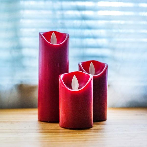 red wax led candles set on batteries with flickering flame flameless decorative fake christmas electric candle home decor
red wax led candles set on batteries with flickering flame flameless decorative fake christmas electric candle home decor
