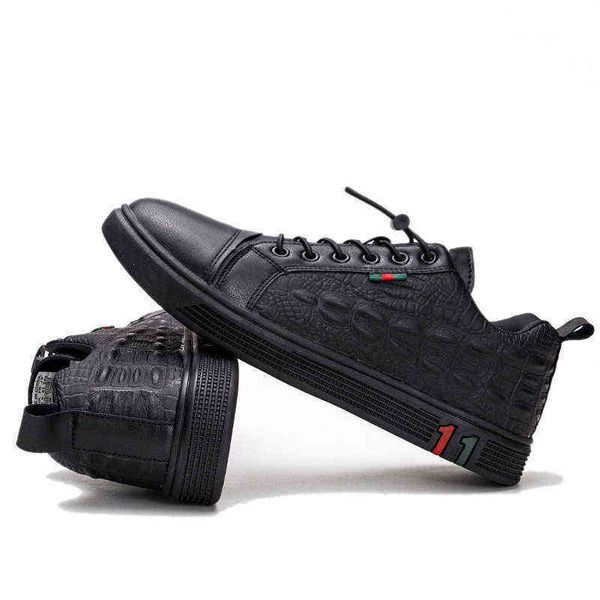 cold sticky men's sho breathable leisure fashion board sports embossed outdoor student leather
cold sticky men's sho breathable leisure fashion board sports embossed outdoor student leather