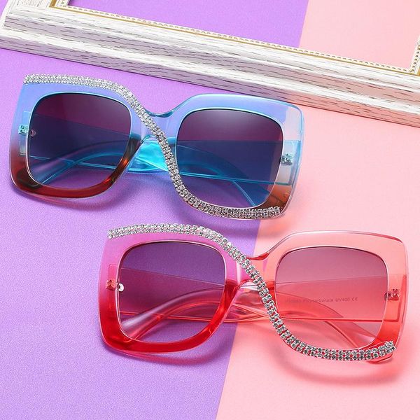 fashion vintage square sunglasses women luxury designer rhinestone sun glasses big frame eyeglasses gafas de sol mujer 2021, White;black
fashion vintage square sunglasses women luxury designer rhinestone sun glasses big frame eyeglasses gafas de sol mujer 2021, White;black