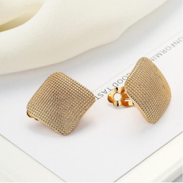 clip-on & screw back professional women's simple accessories ear clips without piercing fashion gold square pierced clip jewelry earrin, Silver
clip-on & screw back professional women's simple accessories ear clips without piercing fashion gold square pierced clip jewelry earrin, Silver