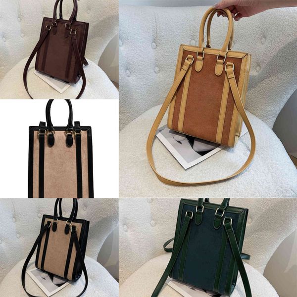 design winter new fashion bag women's color contrast vertical small square simple shoulder purses outlet
design winter new fashion bag women's color contrast vertical small square simple shoulder purses outlet